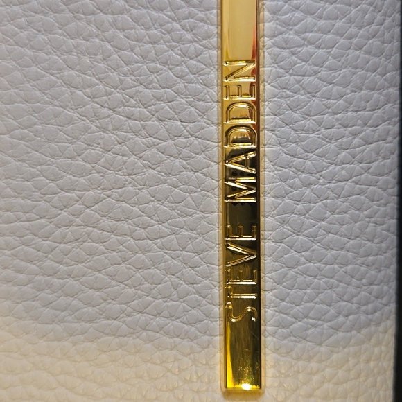 Steve Madden Wristlet NWT - Picture 2 of 10
